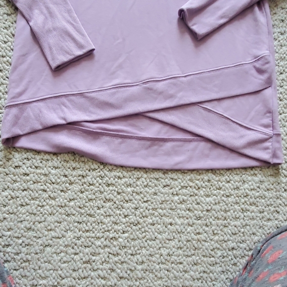 🔴 5/$20 TEK Gear sweatshirt - Picture 2 of 3